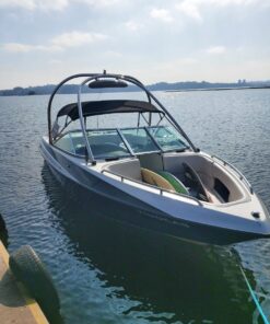 WAKESTAR 215